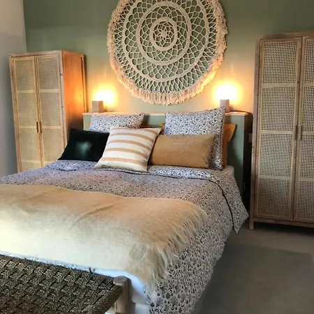 ゲストハウス Maison Chaban Sur